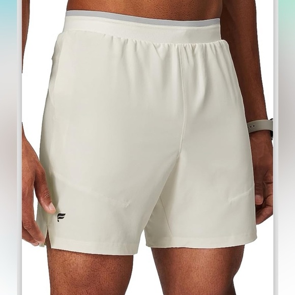 New FABLETICS Men’s 7” The Fundamental Short II Lined bone size Small - Picture 1 of 11